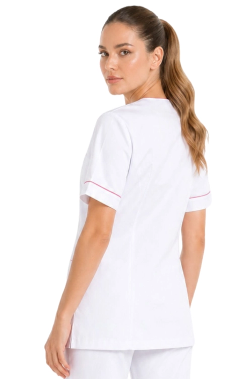 Damski żakiet medyczny w kolorze białym