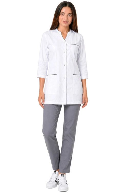 Komplet medyczny damski z  rękawem 3 4 biały żakiet z szarą  lamówką i szarymi spodniami